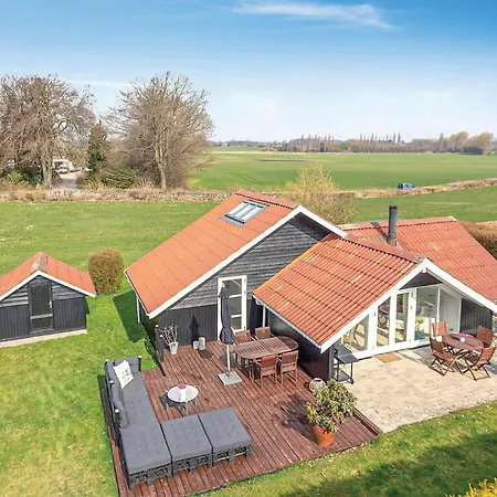 2 Bedroom Stunning In
